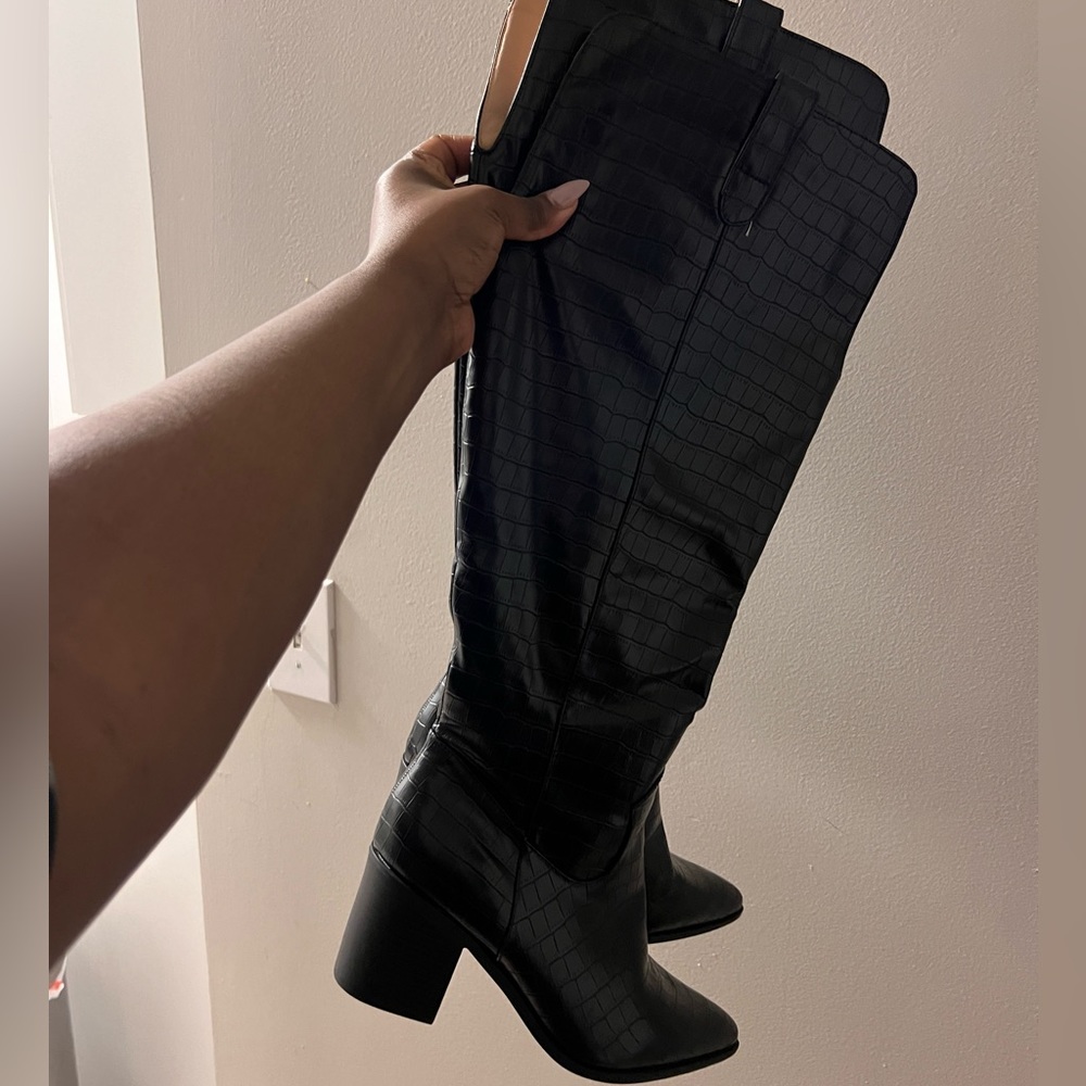 Journee Collection Extra Wide Calf Boot - Never Worn